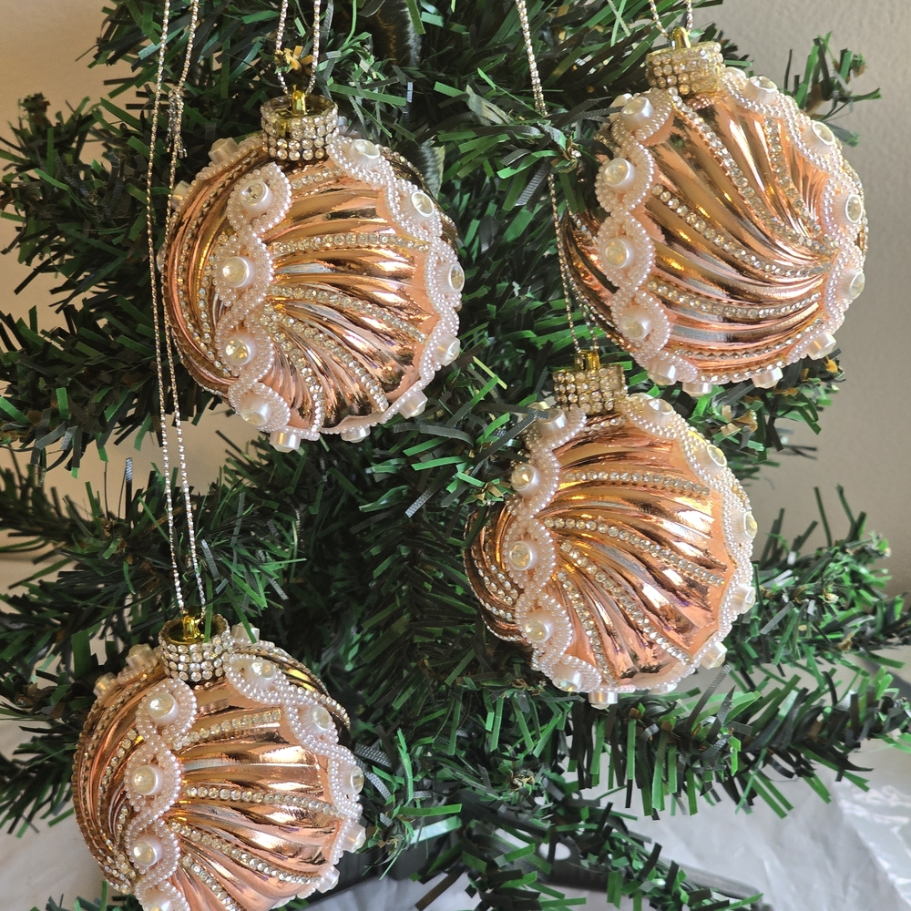 Luxurious Pink  and White Silver Swirl Ornaments 4 New Piece 2.6 Inch Handmade